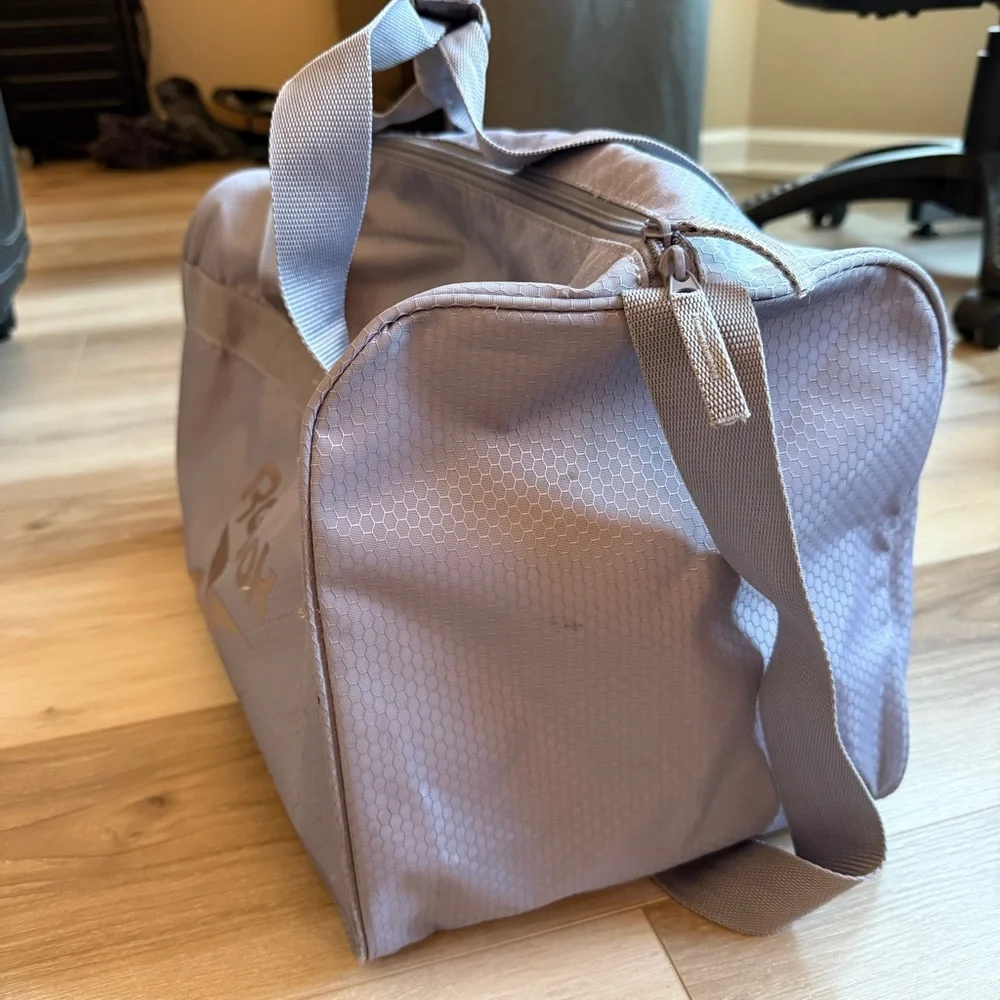 Reebok Gray Honeycomb Ripstop‎ Duffel Bag Logo